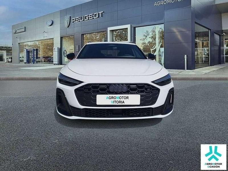 Usado Audi A5 207 CV (152 kW) 2024 Blanco Familiar