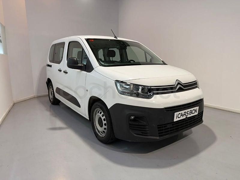 Usado Citroën Berlingo Feel 102 HP (75 kW) 2020 Branco Monovolume
