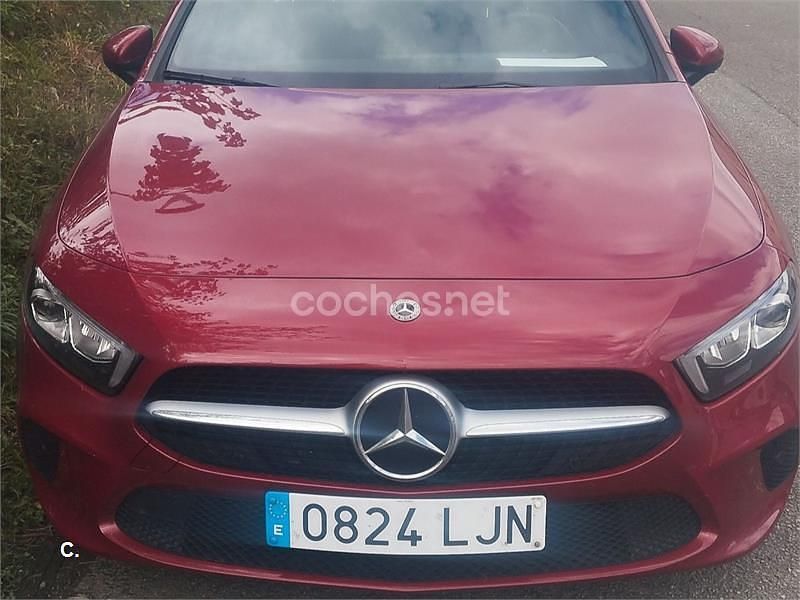 Granate Usado 2020 Mercedes A180 Berlina | 23.000 € (Buen precio) - Imagen 1/4