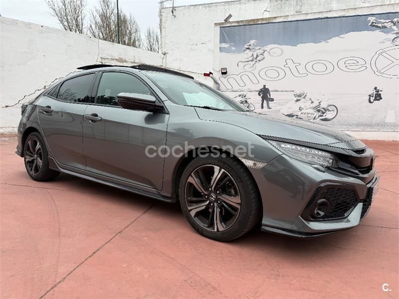 Gris / plata Usado 2018 Honda Civic Sport Plus Berlina | 23.900 € (Precio justo) - Imagen 1/4