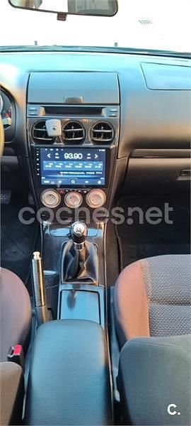 Usado Mazda 6 Active 136 CV (100 kW) 2005 Azul Berlina