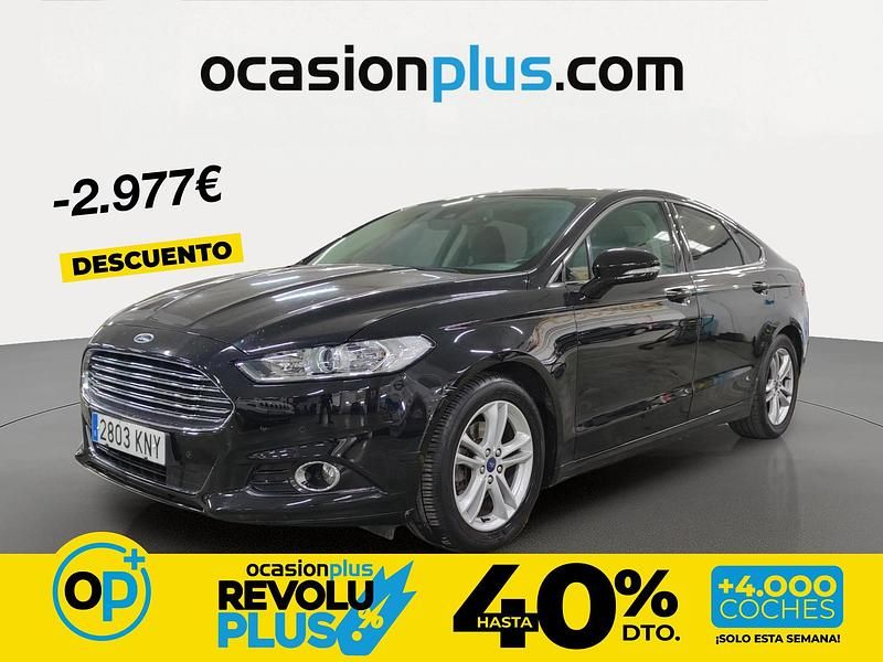 Usado Ford Mondeo Titanium 165 CV (121 kW) 2018 Negro Berlina
