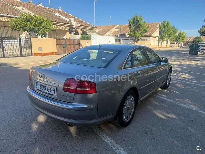Usado Audi A8 233 CV (171 kW) 2008 Gris / plata Berlina