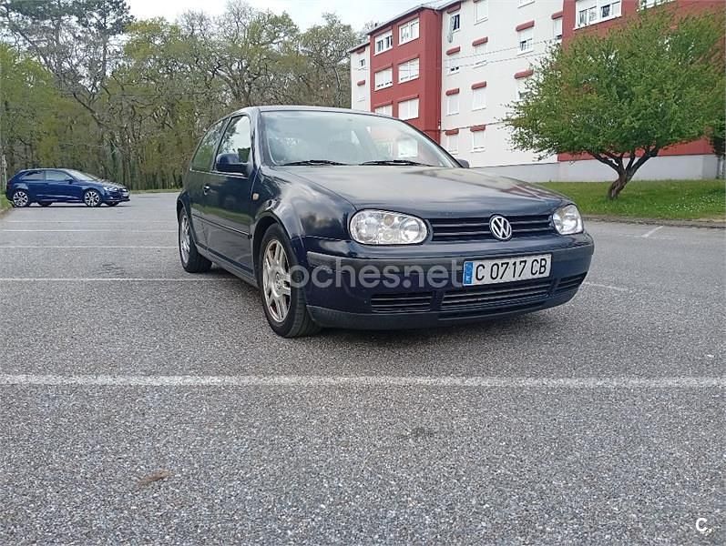 Usado VW Golf III Highline 110 CV (80 kW) 1999 Azul Berlina