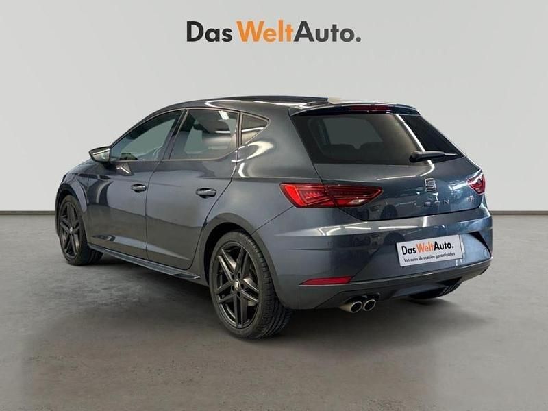 Usado Seat Leon Black Edition 150 CV (110 kW) 2020 Gris Berlina