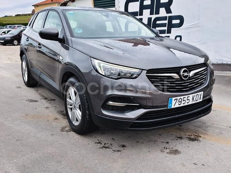 Usado Opel Grandland X Excellence 131 CV (96 kW) 2017 Gris / plata SUV