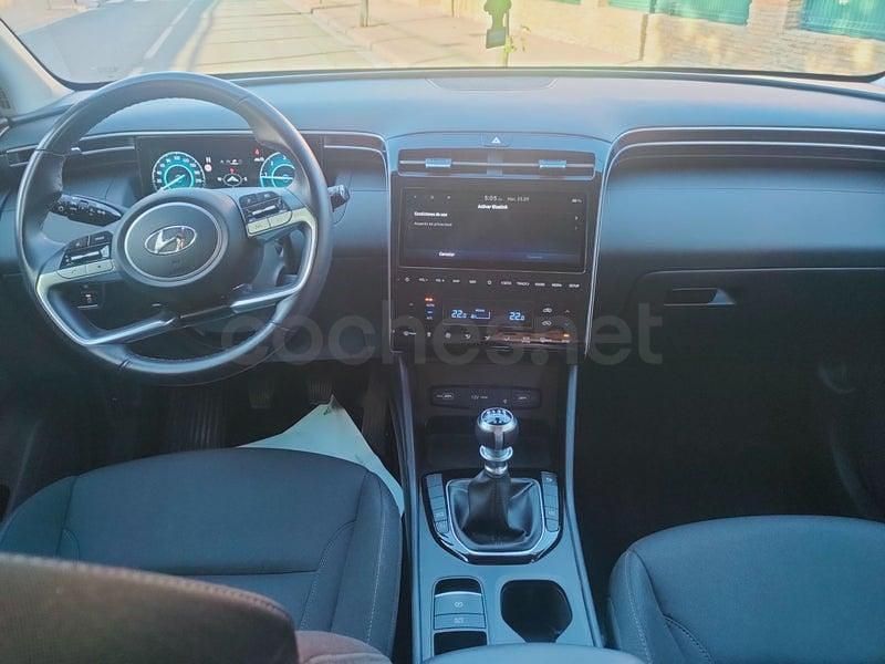 Usado Hyundai Tucson 136 CV (100 kW) 2022 Gris / plata SUV