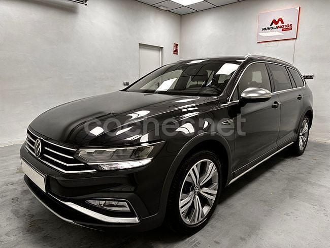 Negro Usado 2021 VW Passat Alltrack Familiar | 20.990 € (Precio justo) - Imagen 1/4