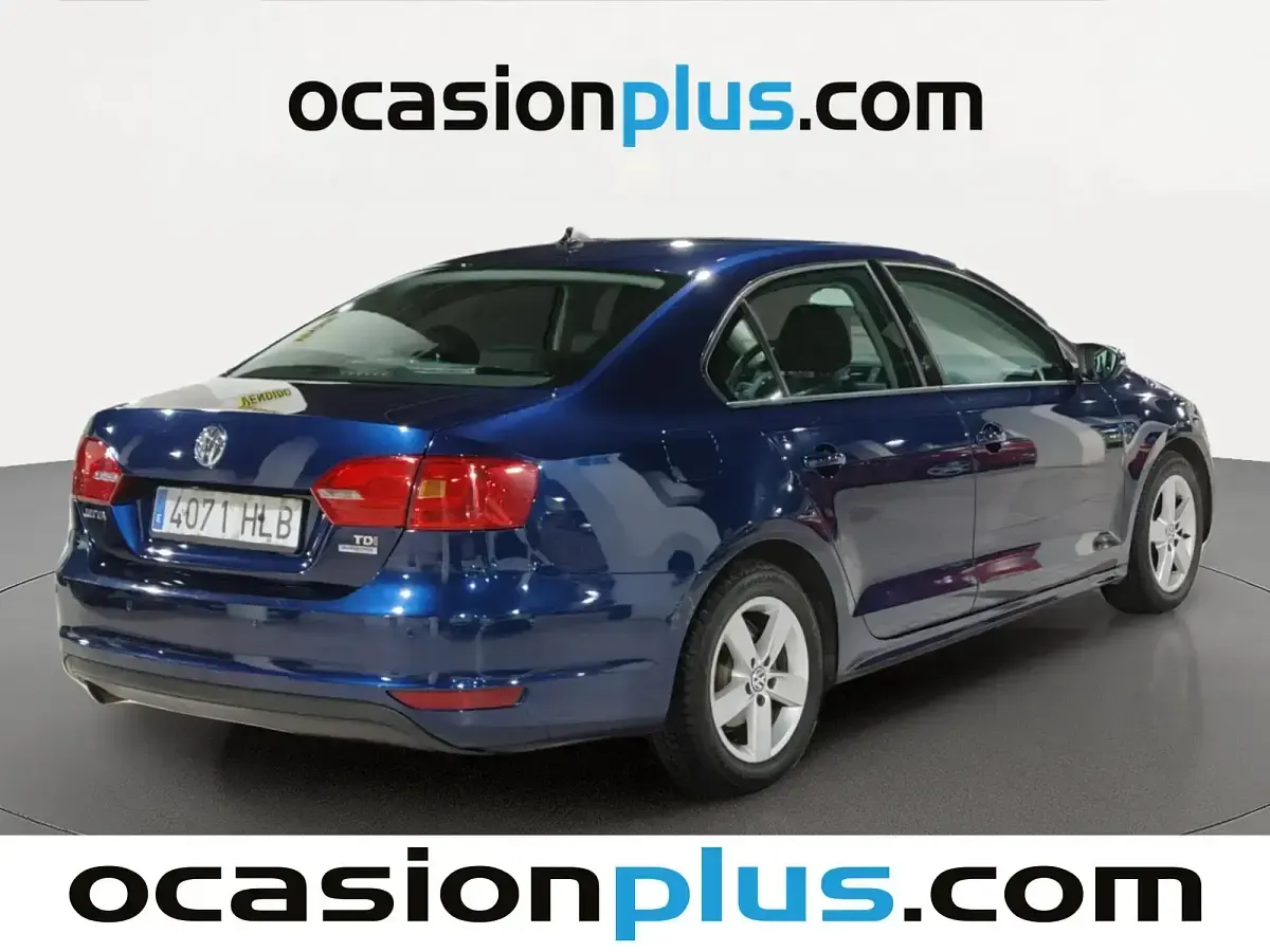 Usado VW Jetta Advance 105 CV (77 kW) 2012 Azul Berlina