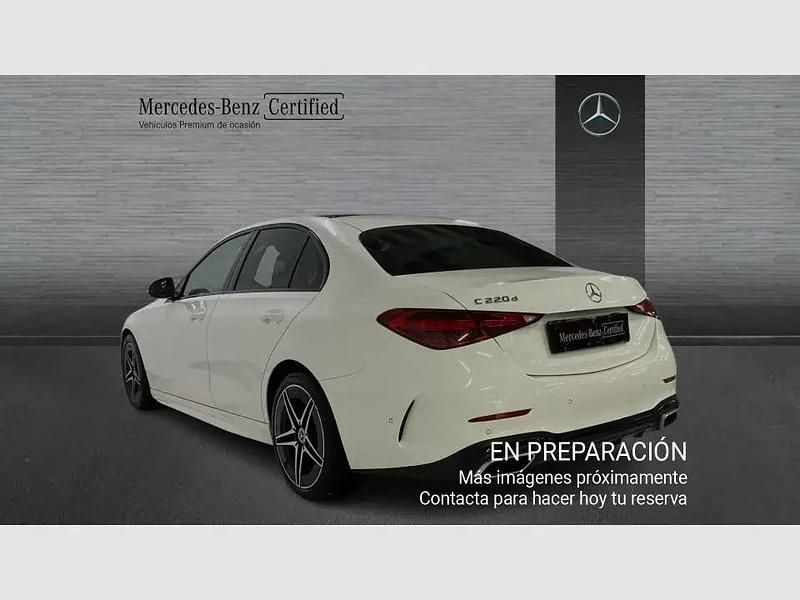 Usado Mercedes C220 200 HP (147 kW) 2022 Branco Sedan