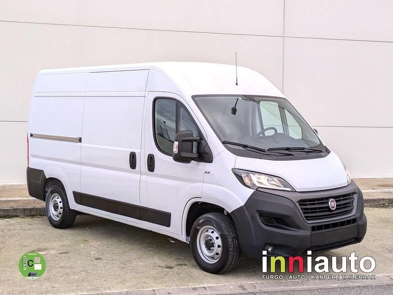 Usado Fiat Ducato 140 CV (102 kW) 2019 Blanco Van
