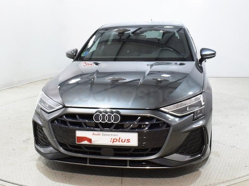 Usado Audi A3 S-Line 150 CV (110 kW) 2025 Gris / plata Berlina