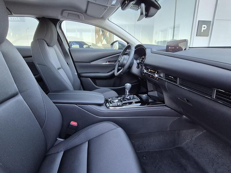Usado Mazda CX-30 Center-Line 140 CV (102 kW) 2025 Gris SUV