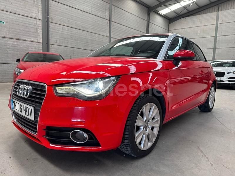 Rojo Usado 2011 Audi A1 Ambition Berlina | 8990 € (Precio justo) - Imagen 1/4