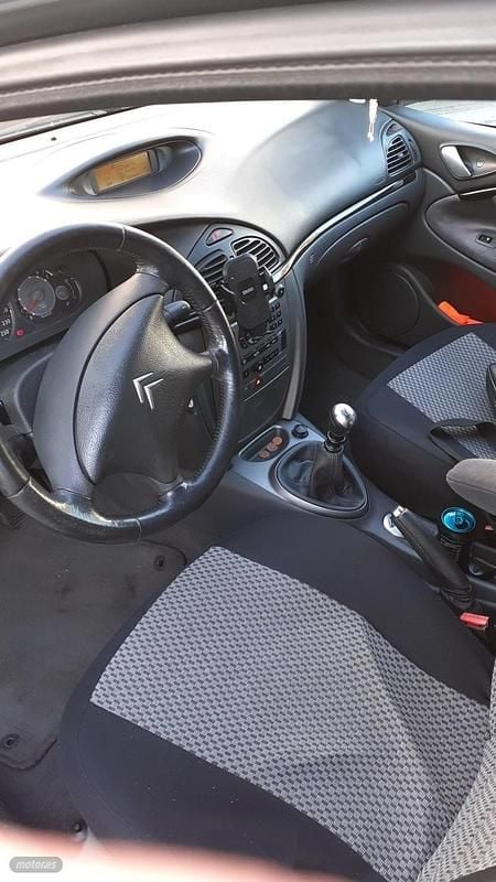 Usado Citroën C5 138 CV (101 kW) 2005 Gris / plateado Berlina