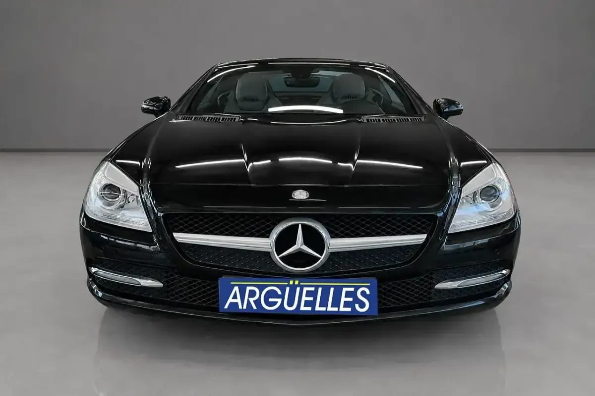 Usado Mercedes SLK250 204 CV (150 kW) 2013 Negro Descapotable