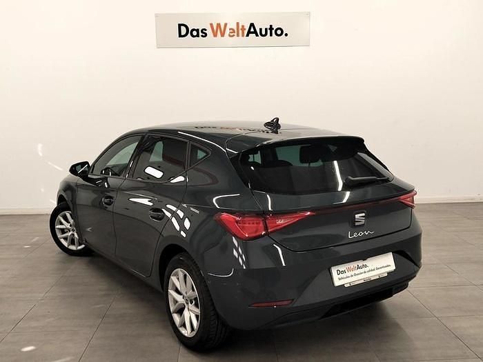 Azul Usado 2025 Seat Leon Style Berlina | 19.340 € (Super precio) - Imagen 1/4