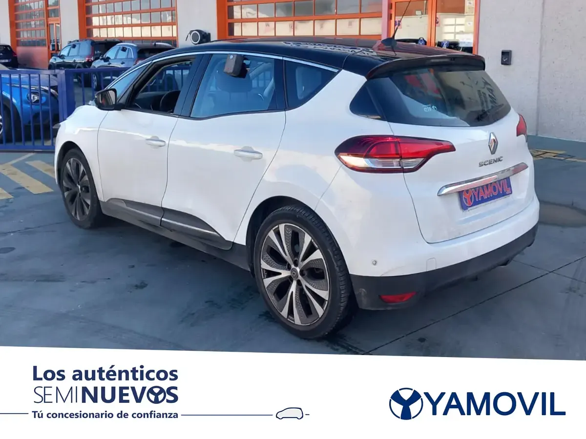 Usado Renault Scénic Zen 140 CV (102 kW) 2020 Blanco