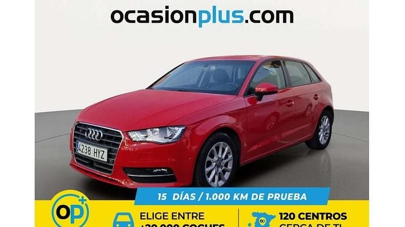 Usado Audi A3 Sportback 150 CV (110 kW) 2014 Rojo Utilitario