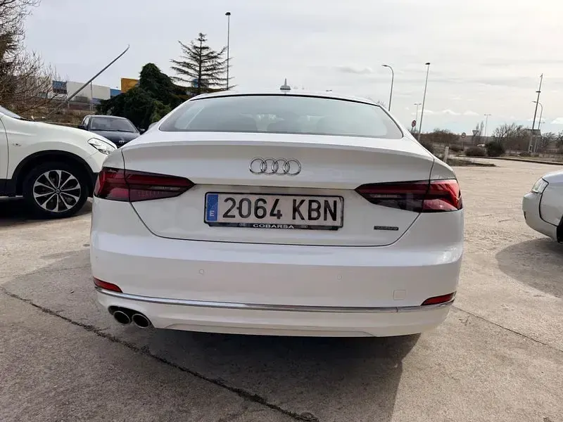 Usado Audi A5 Sportback Sport 218 CV (160 kW) 2018 Blanco Utilitario