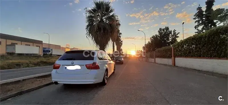 Usado BMW 320 Efficient Dynamics 163 CV (119 kW) 2011 Blanco Familiar