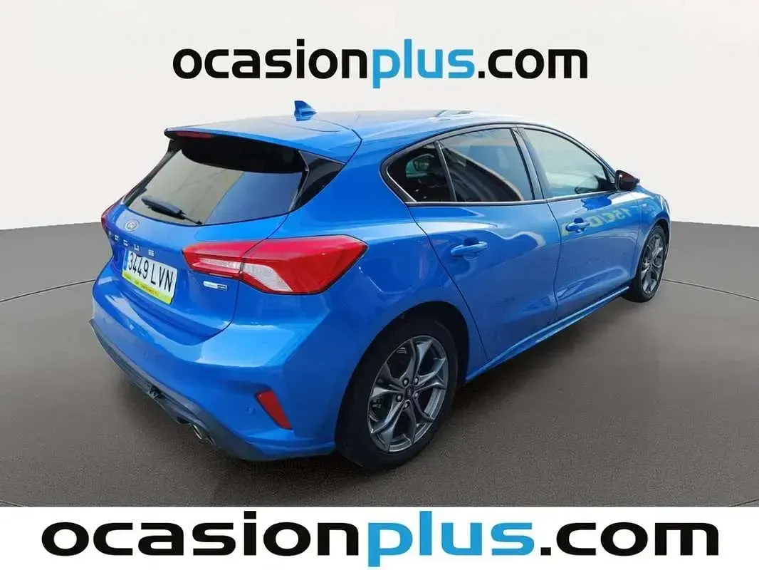 Begagnad Ford Focus ST-Line 125 HK (91 kW) 2021 Blå Halvkombi