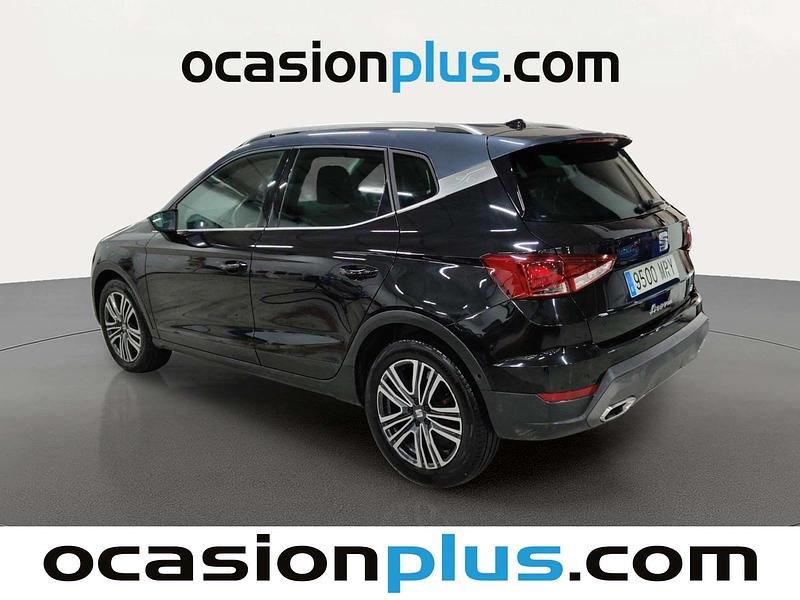 Usado Seat Arona FR 116 CV (85 kW) 2024 Negro SUV