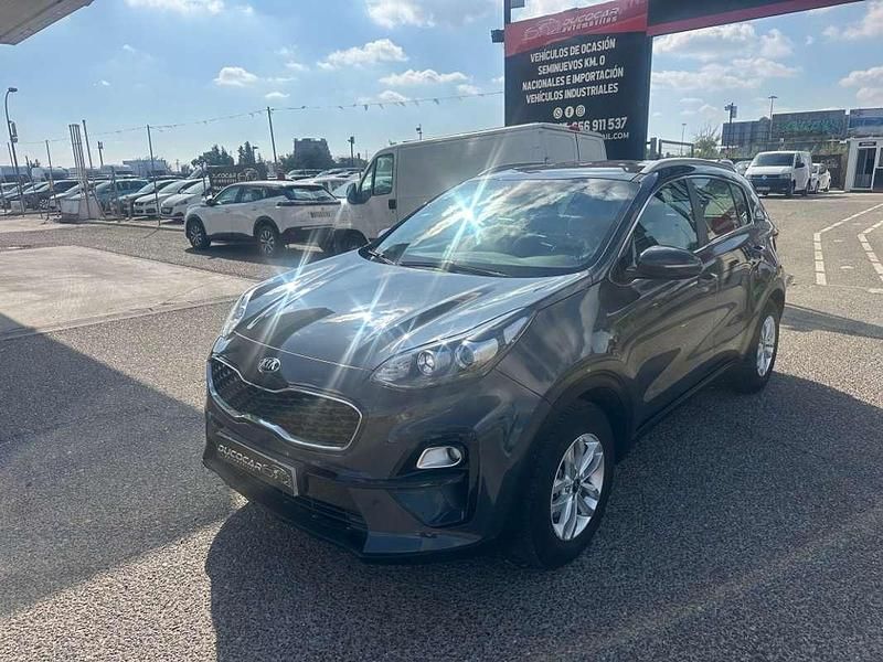 Usado Kia Sportage 116 CV (85 kW) 2020 Gris SUV