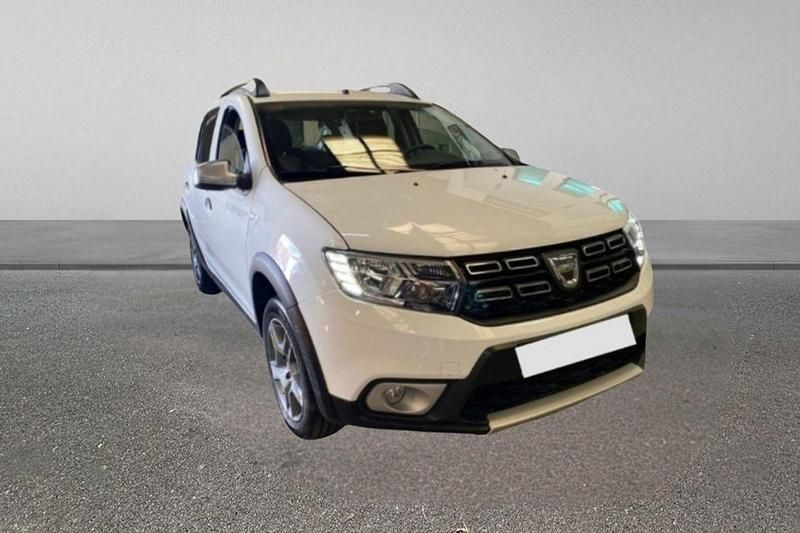 Usado Dacia Sandero Essentiel 90 CV (66 kW) 2019 Blanco Berlina