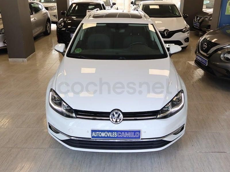 Usado VW Golf VII Sportline 150 CV (110 kW) 2019 Blanco Familiar