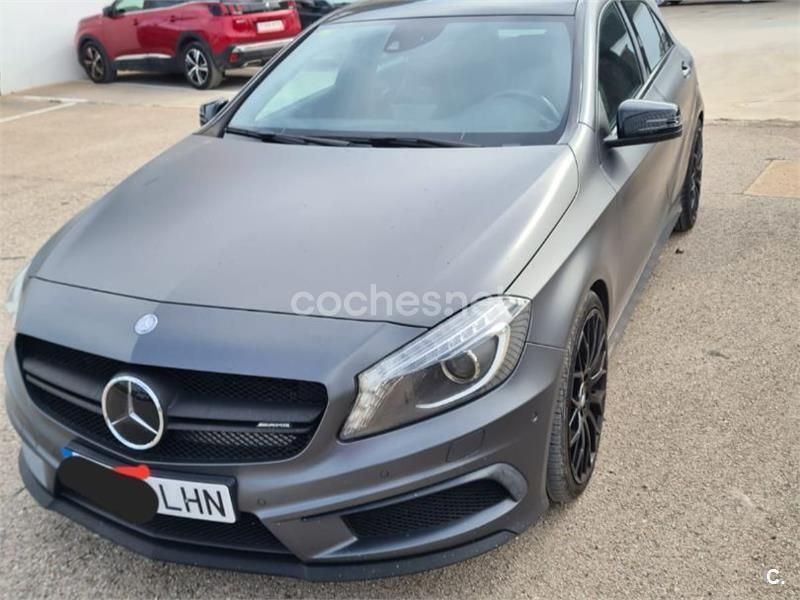 Gris / plata Usado 2015 Mercedes A45 AMG AMG Berlina | 25.990 € (Buen precio) - Imagen 1/4