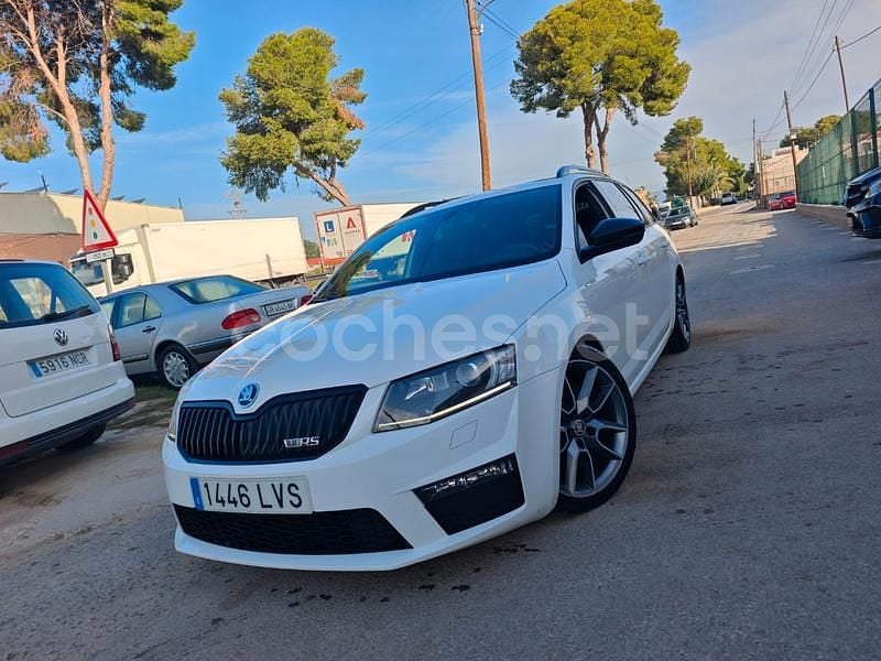 Blanco Usado 2016 Skoda Octavia RS Familiar | 14.950 € (Buen precio) - Imagen 1/4
