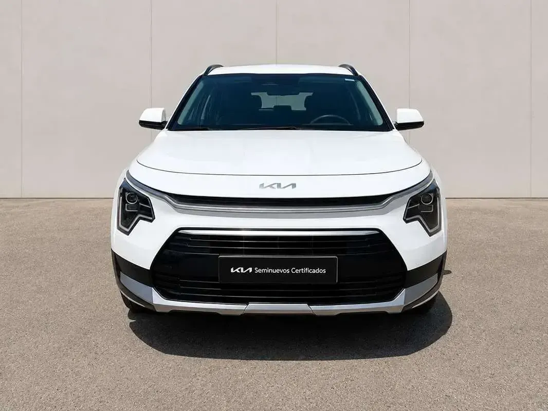 Usado Kia Niro 139 CV (102 kW) 2025 Blanco SUV