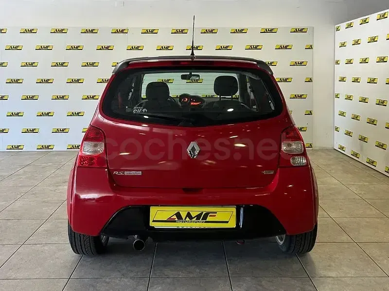 Usado Renault Twingo R.S. 131 CV (96 kW) 2011 Rojo Utilitario