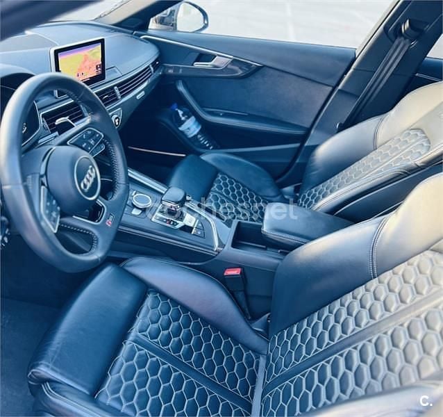 Usado Audi RS4 450 CV (330 kW) 2018 Gris / plata Familiar