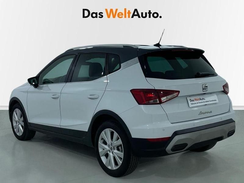 Usado Seat Arona Xperience 115 CV (84 kW) 2025 Blanco SUV