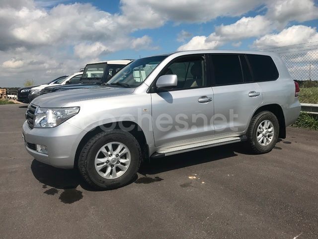 Usado Toyota Land Cruiser 286 CV (210 kW) 2008 Gris / plata SUV