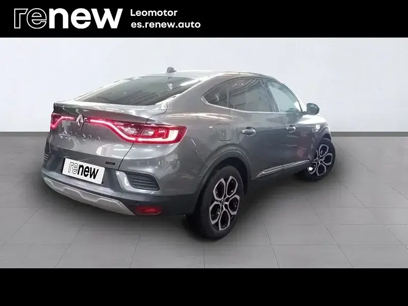 Usado Renault Arkana Techno 145 CV (106 kW) 2023 Blanco SUV