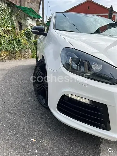 Usado VW Golf VI R 270 CV (198 kW) 2011 Blanco Utilitario
