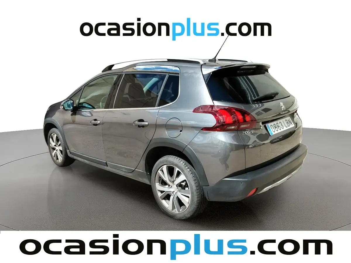 Usado Peugeot 2008 Allure 110 CV (80 kW) 2019 Gris SUV
