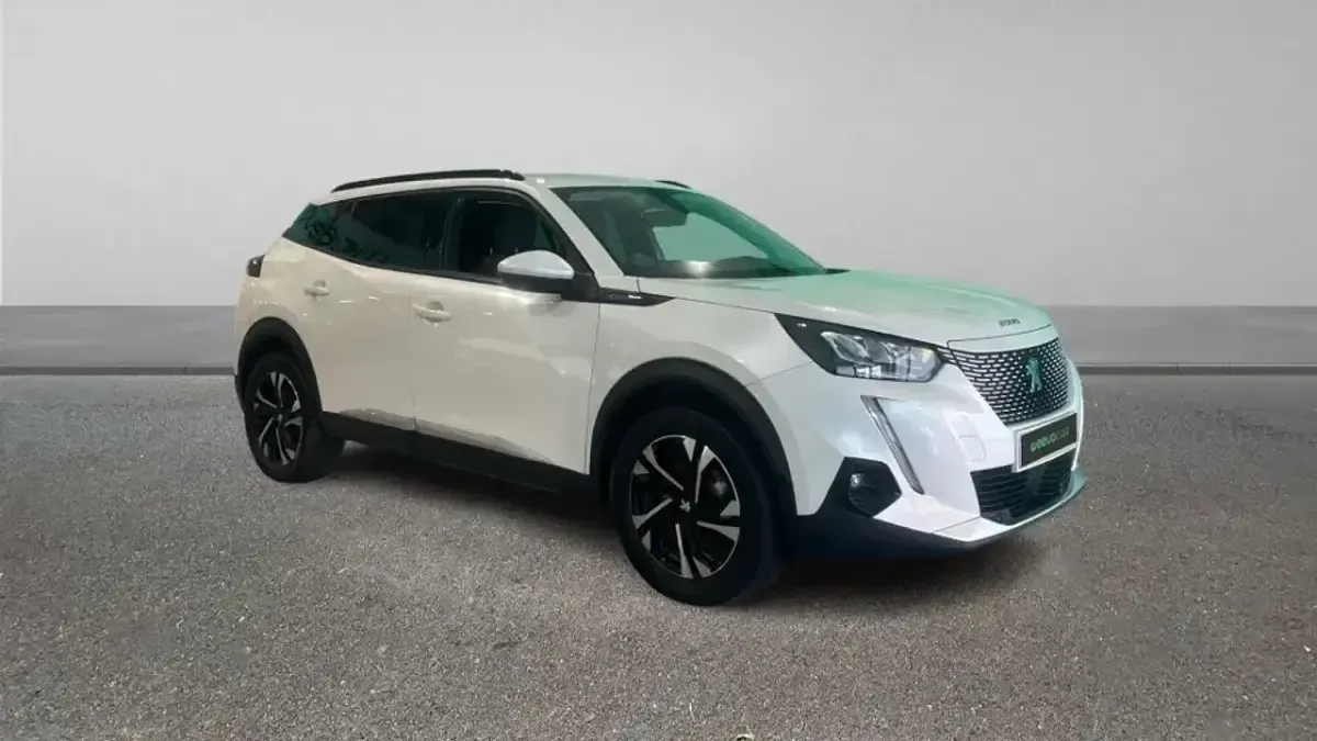 Usado Peugeot e-2008 Allure 100 kW (136 CV) 2021 Blanco SUV