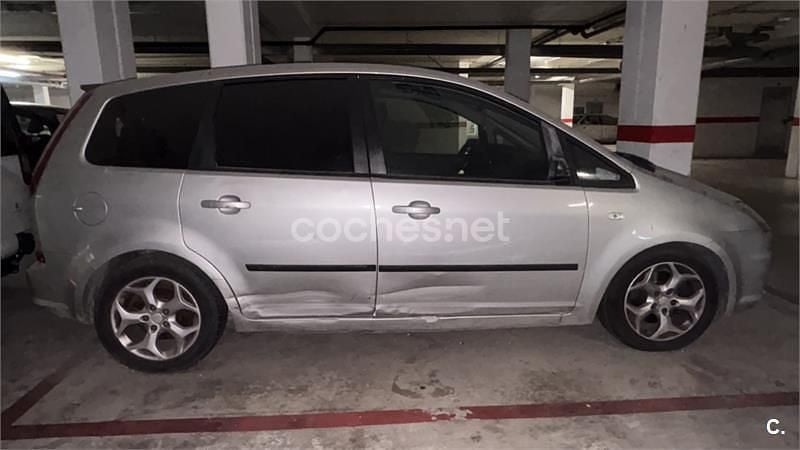 Usado Ford C-MAX Titanium 136 CV (100 kW) 2007 Gris / plata Monovolumen