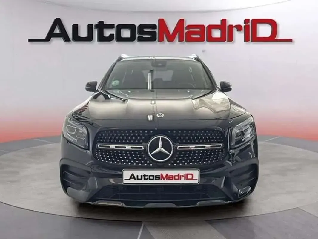 Käytetty Mercedes GLB200 151 HP (111 kW) 2023 Musta Katumaasturi