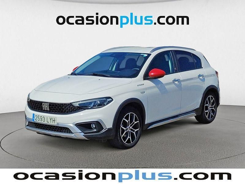 Usado Fiat Tipo Cross 131 CV (96 kW) 2022 Blanco Utilitario