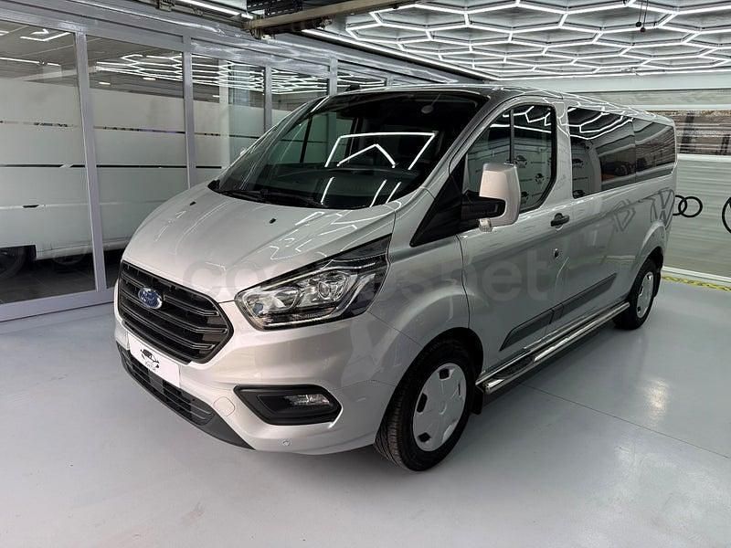 Usado Ford Transit Custom Nugget 130 CV (95 kW) 2023 Gris / plata Monovolumen