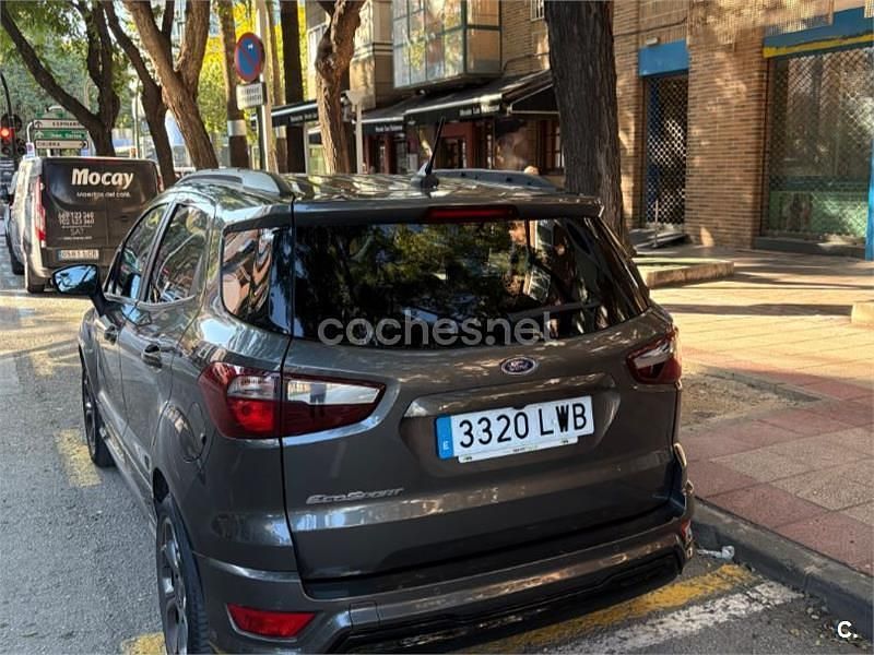 Usado Ford Ecosport ST-Line 125 CV (91 kW) 2022 Gris / plata SUV