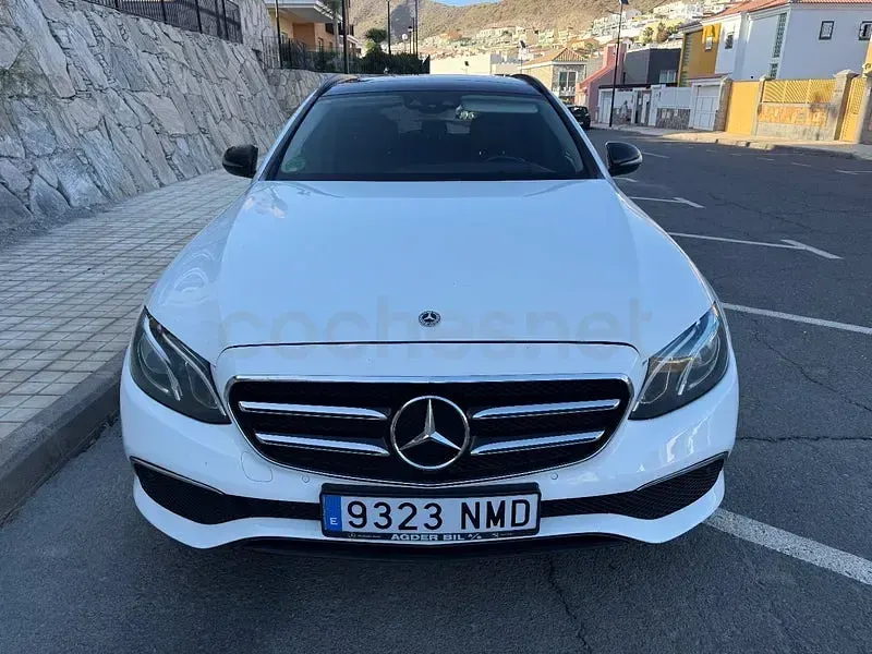 Usado Mercedes E220 194 CV (142 kW) 2017 Blanco Familiar