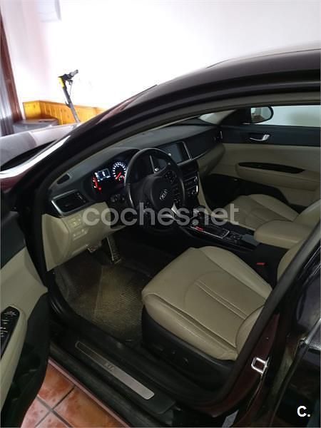 Usado Kia Optima GT-Line 141 CV (103 kW) 2016 Negro Berlina