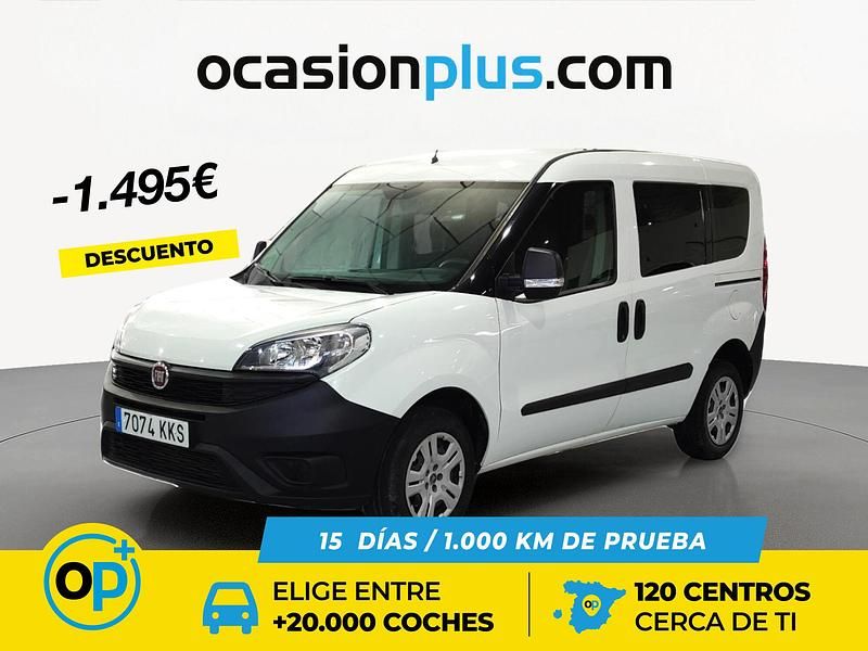 Usado Fiat Doblò Pop 95 CV (69 kW) 2018 Blanco Monovolumen