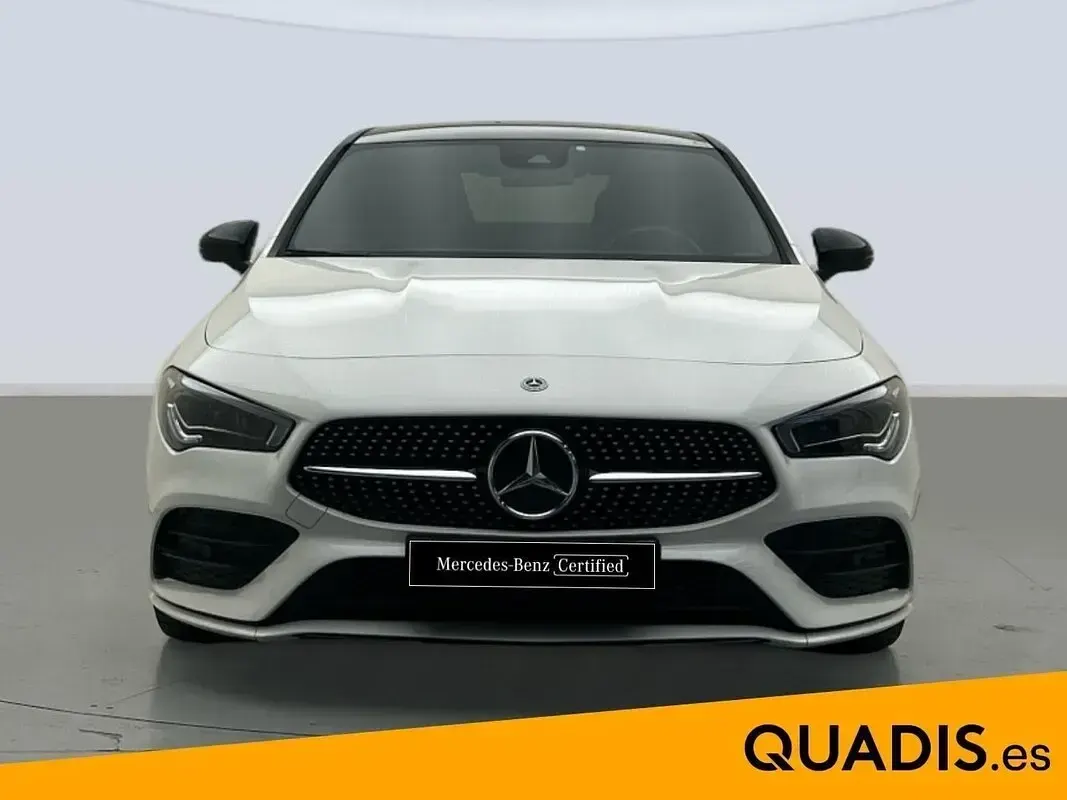 Usado Mercedes CLA200 163 CV (119 kW) 2023 Blanco Berlina